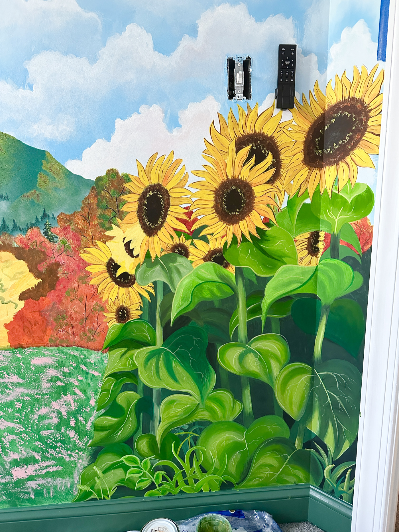 Finished sunflower border detail